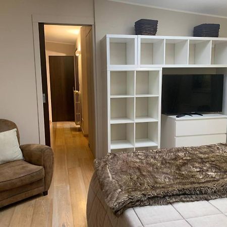 Residenza Taliedo, In Casa Privata, Abitata, Solo Camera Doppia E Bagno Personale Mailand Exterior foto