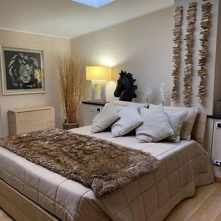 Residenza Taliedo, In Casa Privata, Abitata, Solo Camera Doppia E Bagno Personale Mailand Exterior foto